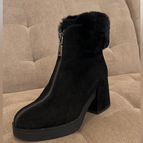 Ukrainian Suede black boots with fur and wool lining - Picture 6 of 14
